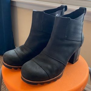 Sorel Women’s 7.5 Black Ankle Boots